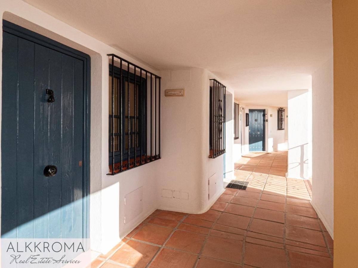 Cabopino Stylish Modern Apartment With Wifi & Parking And Great Views Marbella Exterior foto